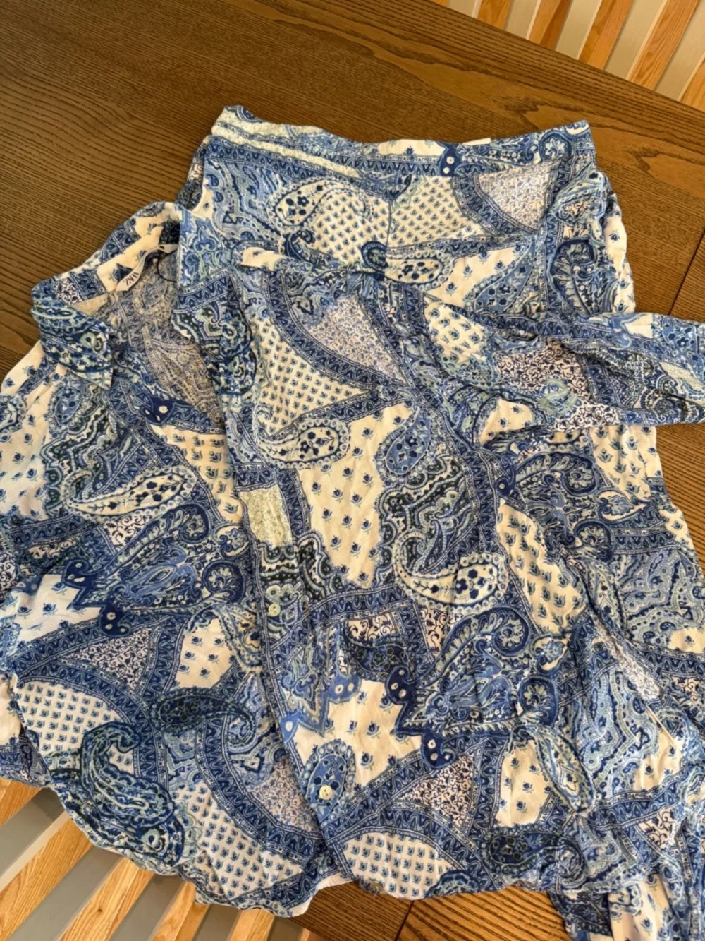 Zara Blue & White Paisley Matching Set – Button-Up Shirt + Elastic Waist Shorts